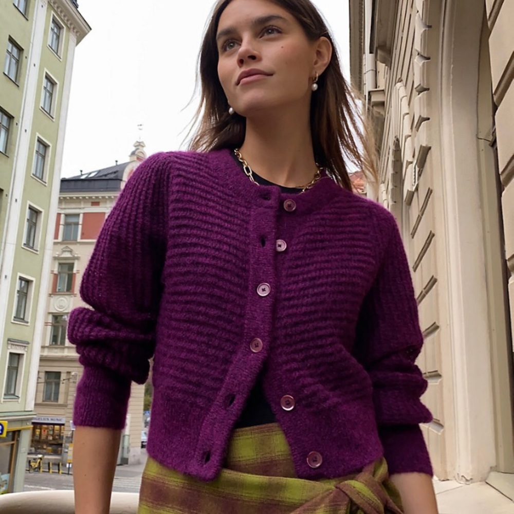Aritizia Alessia Cardigan